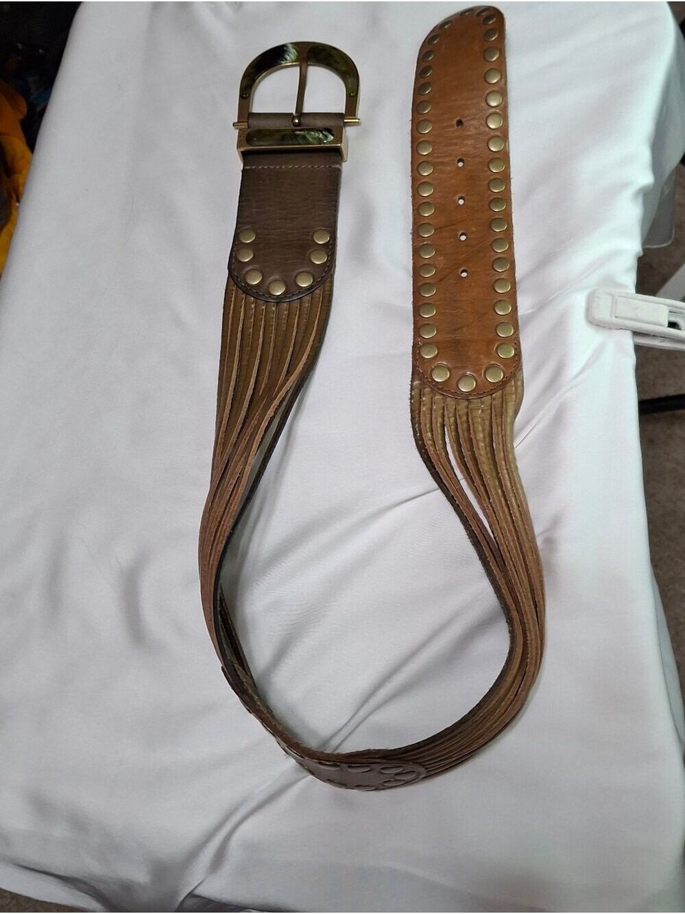 Linea Pelle Brown Leather Belt with Brass-Tone Green Accent Buckle - Picture 11 of 11